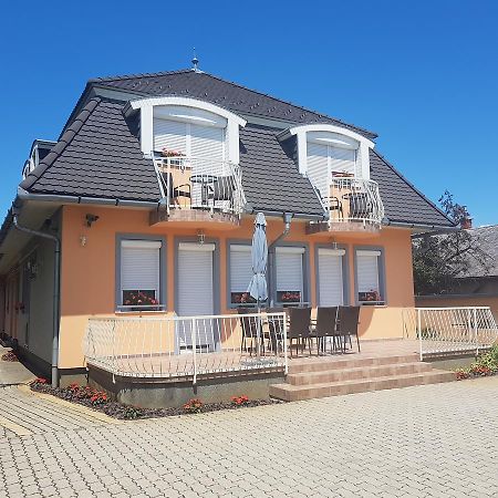 Richie Ii. Apartman Apartment Сиофок Екстериор снимка