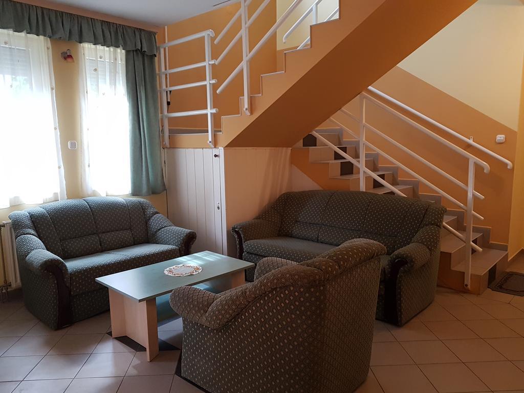 Richie Ii. Apartman Apartment Сиофок Екстериор снимка